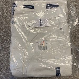 Lands End 36x30 White Pants